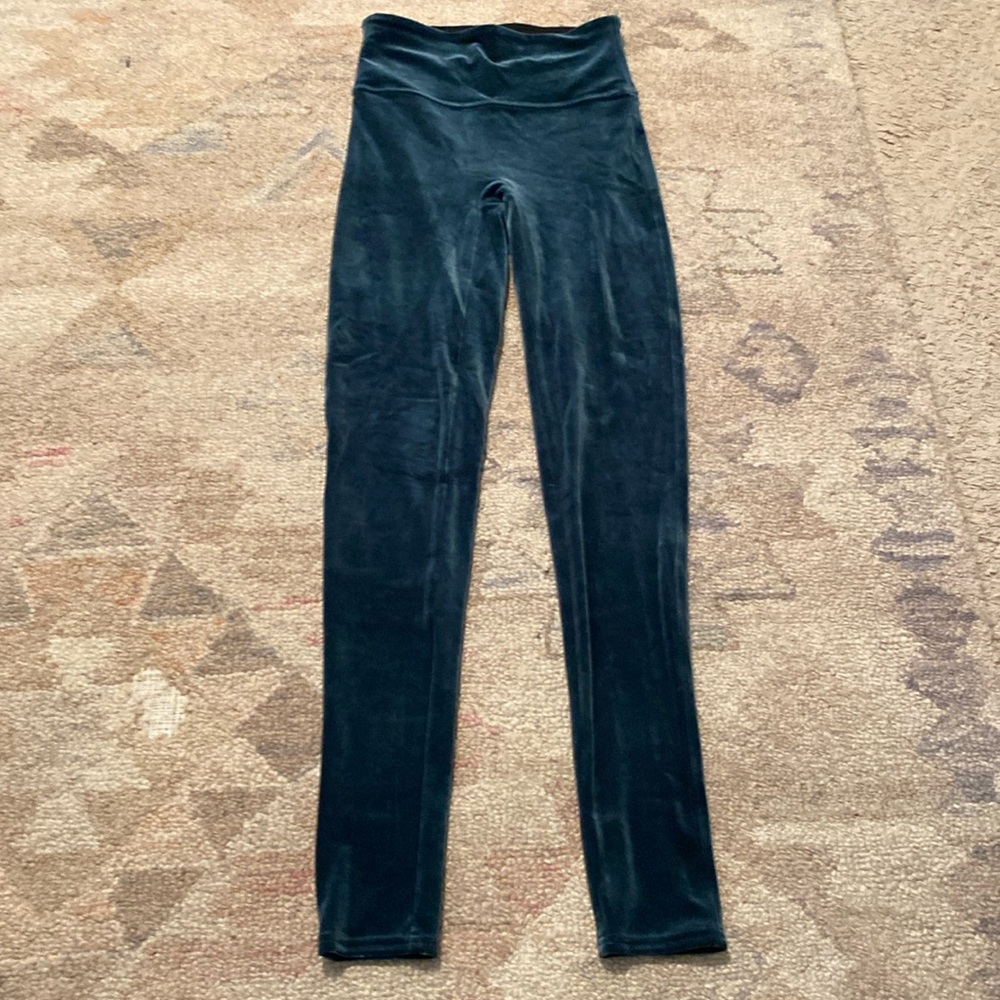Spanx velvet leggings